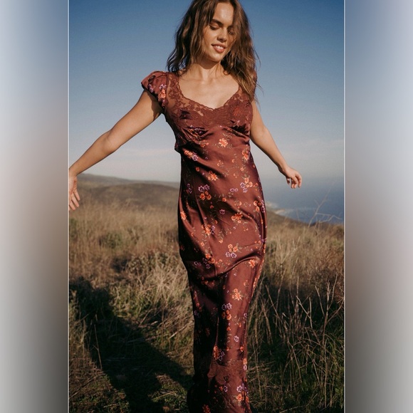 Free People Dresses & Skirts - Floral Slip Dress in Deep Burgundy Free People Butterfly Babe Size Medium
